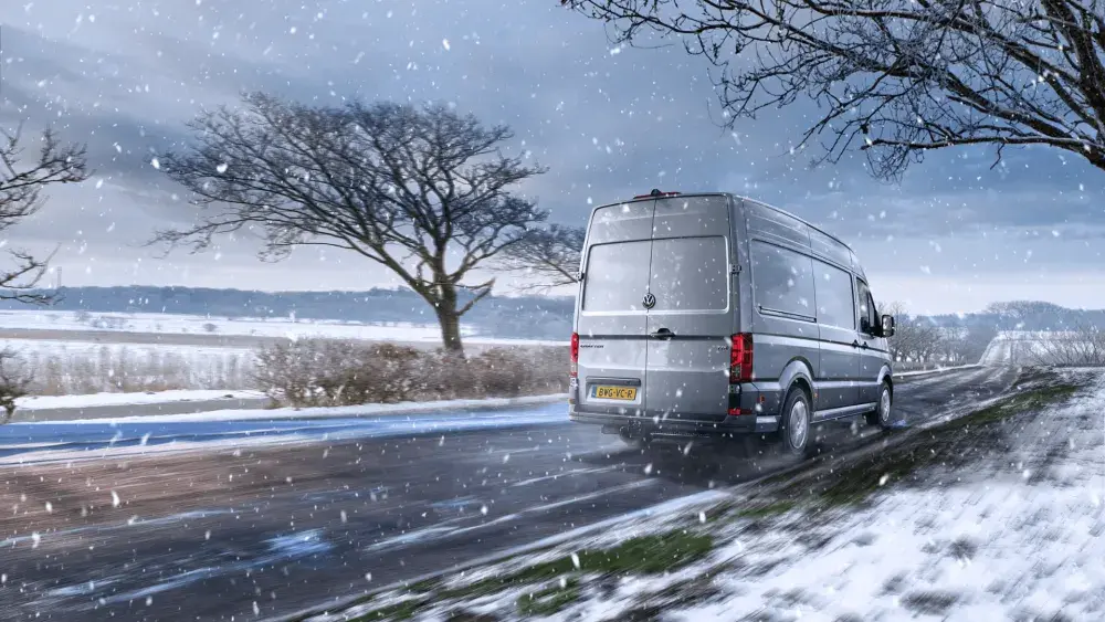 Volkswagen Crafter in de sneeuw